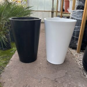 Maceta Cono Liso Rotomoldeada - 38x55.